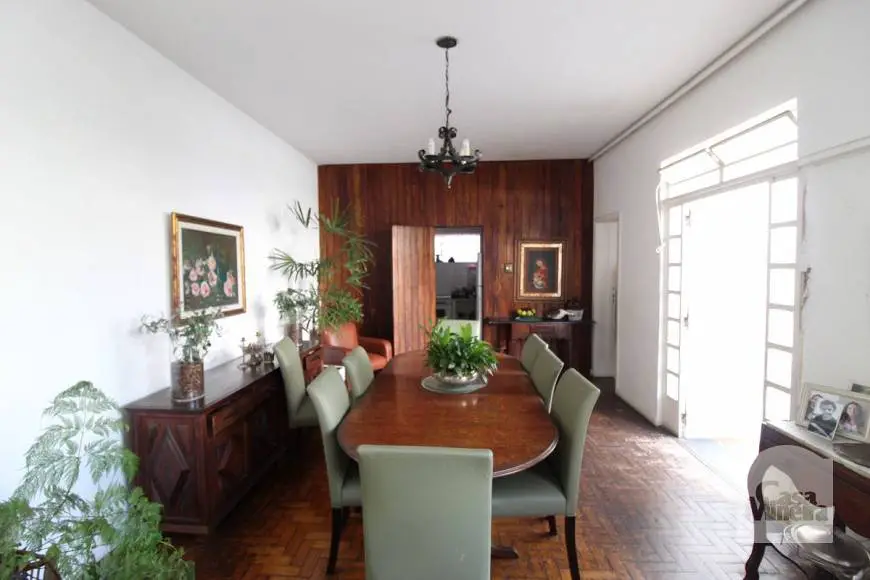 Foto 4 de Casa com 6 Quartos à venda, 205m² em Coração de Jesus, Belo Horizonte