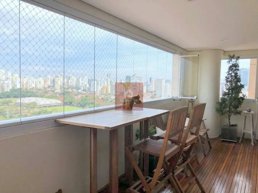 Foto 3 de Apartamento com 3 Quartos à venda, 121m² em Brooklin, São Paulo