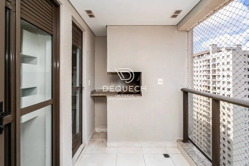 Foto 1 de Apartamento com 3 Quartos à venda, 101m² em Capão Raso, Curitiba