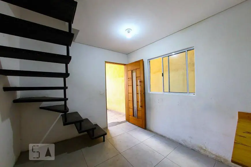 Foto 3 de Casa com 2 Quartos para alugar, 54m² em Vila Augusta, Guarulhos