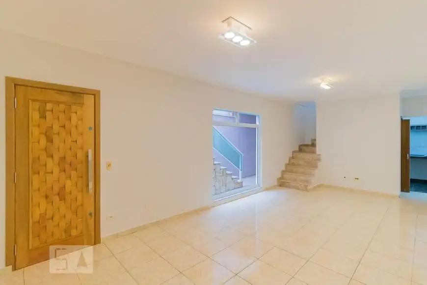 Foto 2 de Casa com 3 Quartos para alugar, 120m² em Ponte Rasa, São Paulo