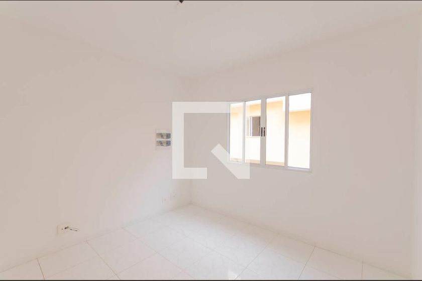 Foto 1 de Casa de Condomínio com 2 Quartos para alugar, 100m² em Artur Alvim, São Paulo