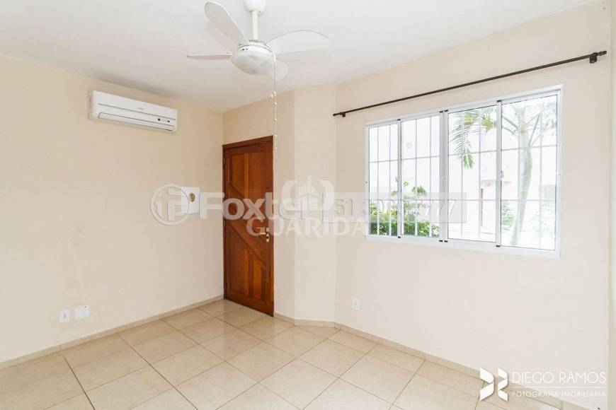 Foto 3 de Casa de Condomínio com 2 Quartos à venda, 75m² em Ipanema, Porto Alegre