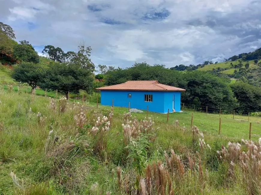 Foto 1 de Chácara com 2 Quartos à venda, 99m² em Centro, Camanducaia