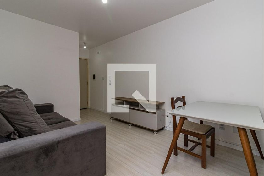 Foto 3 de Apartamento com 1 Quarto para alugar, 41m² em Centro Histórico, Porto Alegre