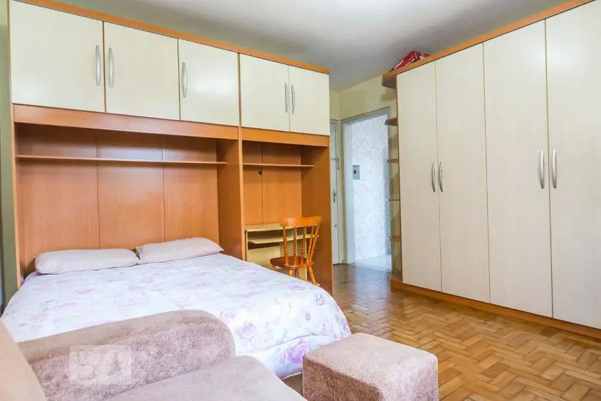 Foto 4 de Apartamento com 1 Quarto para alugar, 35m² em Santana, Porto Alegre