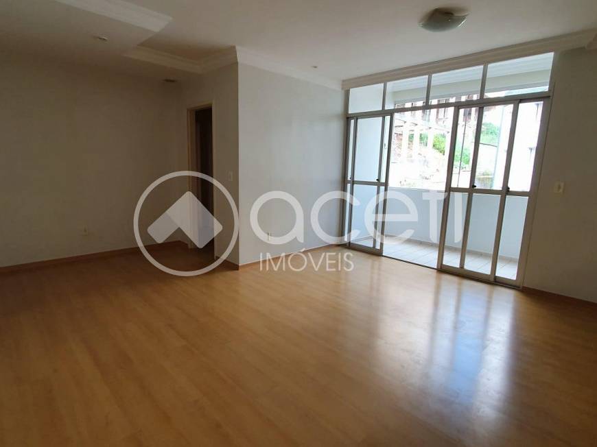 Foto 3 de Apartamento com 2 Quartos à venda, 75m² em Buritis, Belo Horizonte