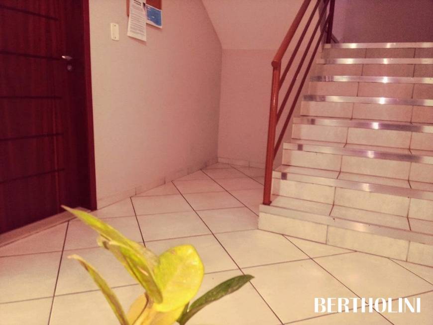 Foto 3 de Apartamento com 2 Quartos à venda, 50m² em Vila Hulda Rocha, Resende