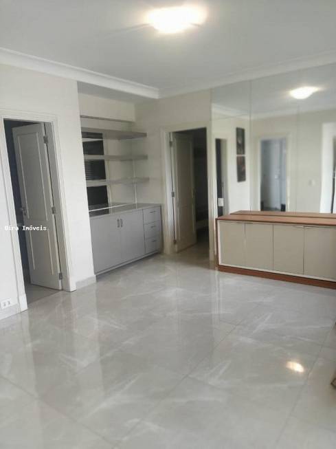 Foto 1 de Apartamento com 3 Quartos à venda, 204m² em Centro, Uberaba