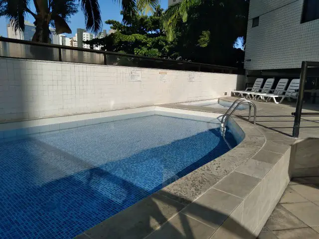 Foto 1 de Apartamento com 4 Quartos à venda, 98m² em Boa Viagem, Recife