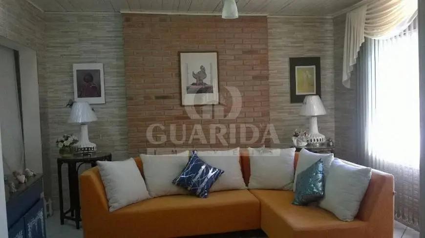 Foto 1 de Casa com 1 Quarto à venda, 125m² em Agronomia, Porto Alegre