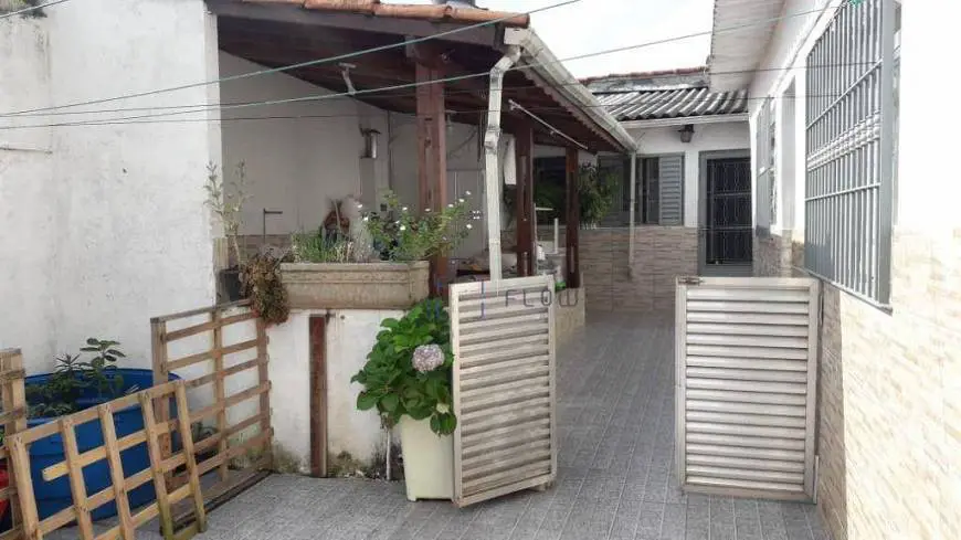 Foto 2 de Casa com 1 Quarto à venda, 85m² em Vila Marari, São Paulo