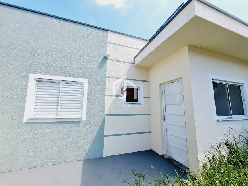 Foto 1 de Casa com 2 Quartos à venda, 87m² em Granjas Panorama, Taubaté
