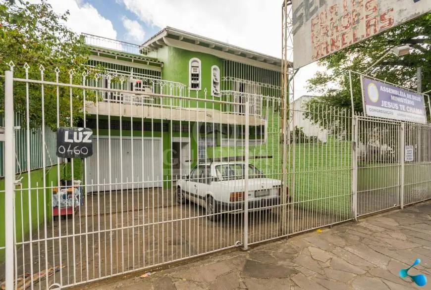 Foto 1 de Casa com 3 Quartos à venda, 300m² em Restinga, Porto Alegre