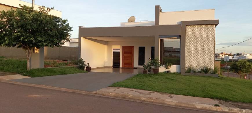 Foto 1 de Casa de Condomínio com 3 Quartos à venda, 158m² em Aponiã, Porto Velho