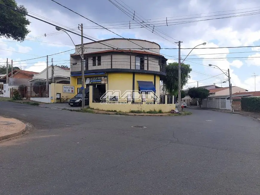 Foto 1 de Sobrado com 3 Quartos à venda, 277m² em Castelo, Valinhos