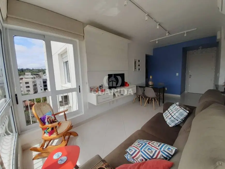 Foto 2 de Apartamento com 2 Quartos à venda, 61m² em Azenha, Porto Alegre