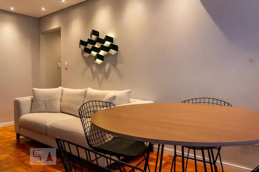 Foto 3 de Apartamento com 2 Quartos para alugar, 74m² em Santa Cecília, Porto Alegre
