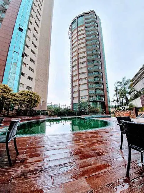 Foto 2 de Apartamento com 2 Quartos à venda, 253m² em Tatuapé, São Paulo