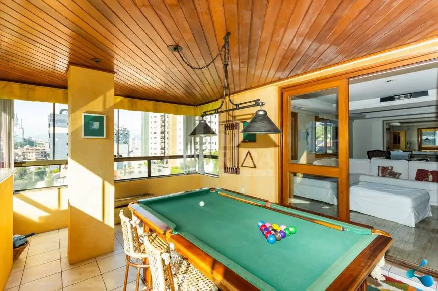 Foto 1 de Apartamento com 4 Quartos à venda, 200m² em Bela Vista, Porto Alegre