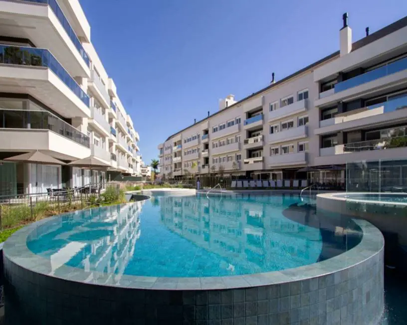 Foto 1 de Apartamento com 4 Quartos para alugar, 230m² em Jurerê Internacional, Florianópolis