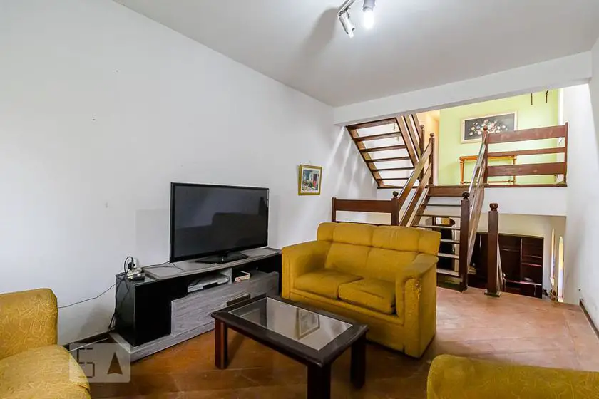 Foto 1 de Casa com 3 Quartos para alugar, 160m² em Vila das Mercês, São Paulo