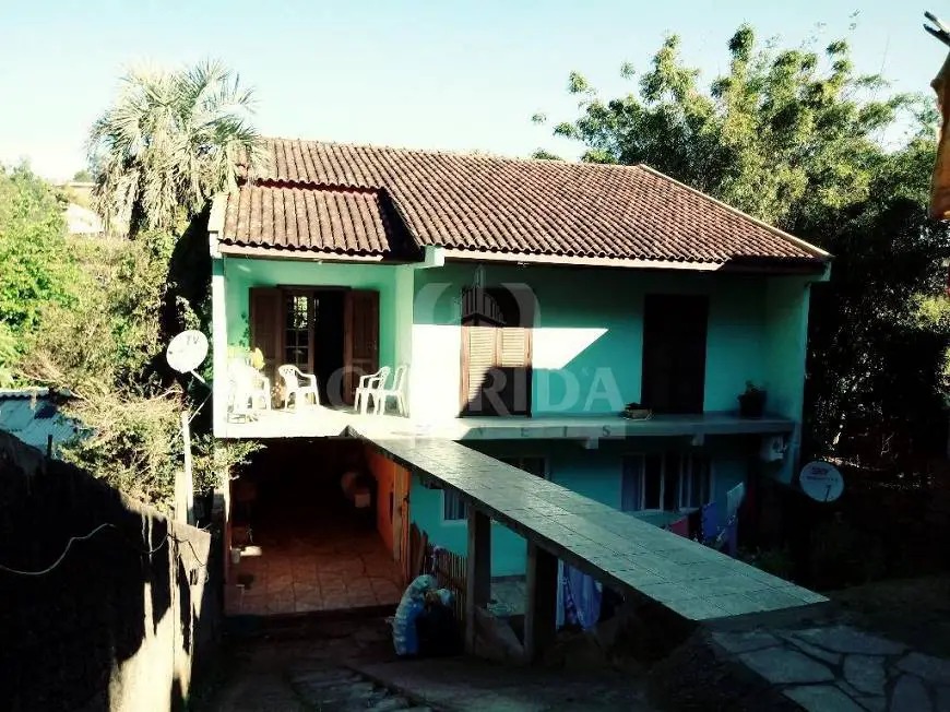 Foto 1 de Casa com 5 Quartos à venda, 300m² em Bom Jesus, Porto Alegre