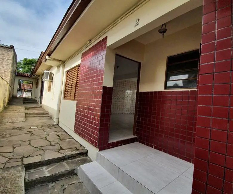 Foto 1 de Casa de Condomínio com 1 Quarto à venda, 46m² em Camaquã, Porto Alegre