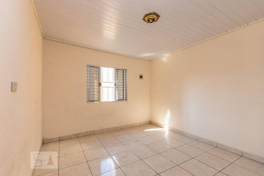 Foto 1 de Casa de Condomínio com 1 Quarto para alugar, 70m² em Ponte Rasa, São Paulo