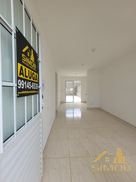Foto 2 de Casa de Condomínio com 2 Quartos para alugar, 45m² em São Benedito, Pindamonhangaba
