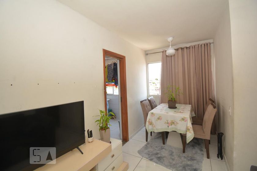Foto 2 de Apartamento com 2 Quartos para alugar, 52m² em Bento Ribeiro, Rio de Janeiro