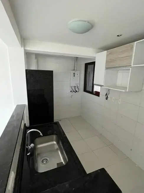 Foto 2 de Apartamento com 2 Quartos para alugar, 55m² em Lagoa Nova, Natal