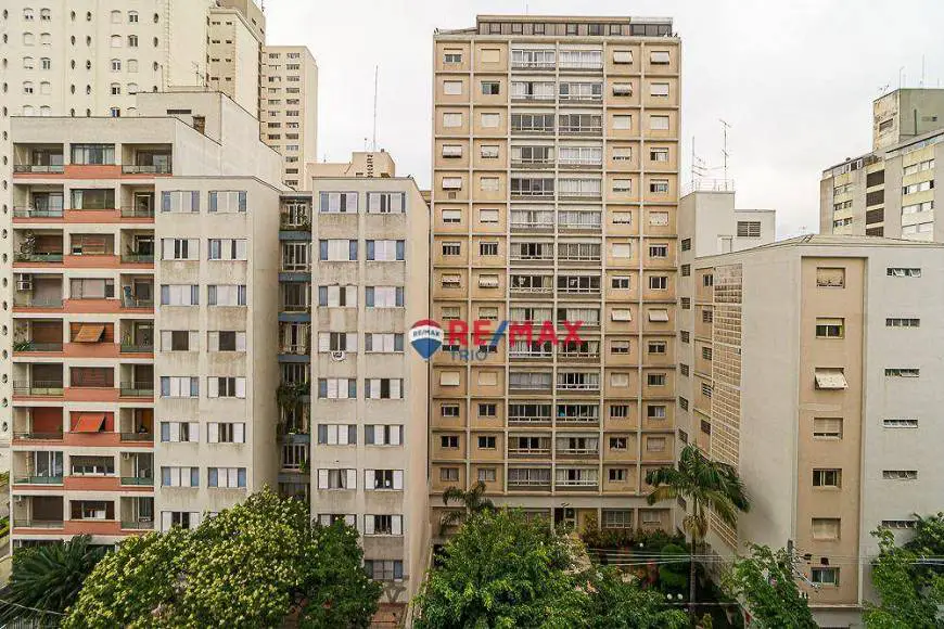 Foto 5 de Apartamento com 2 Quartos à venda, 75m² em Santa Cecília, São Paulo
