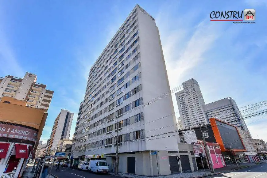 Foto 1 de Apartamento com 3 Quartos à venda, 124m² em Centro, Curitiba