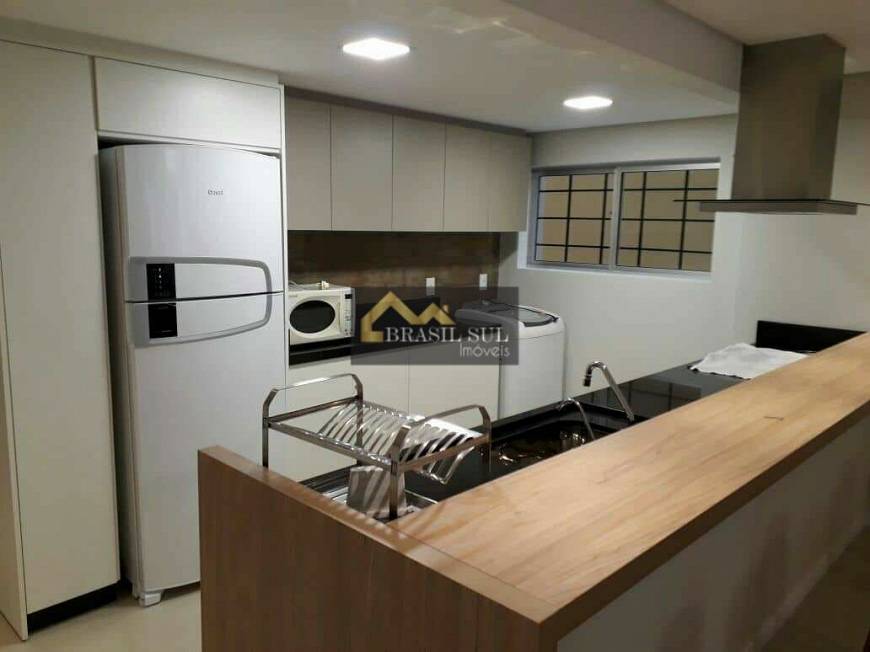 Foto 2 de Apartamento com 3 Quartos para alugar, 90m² em Centro, Itapema