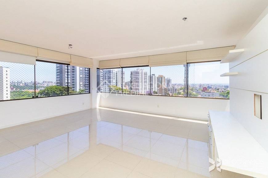 Foto 1 de Apartamento com 3 Quartos à venda, 97m² em Jardim Europa, Porto Alegre