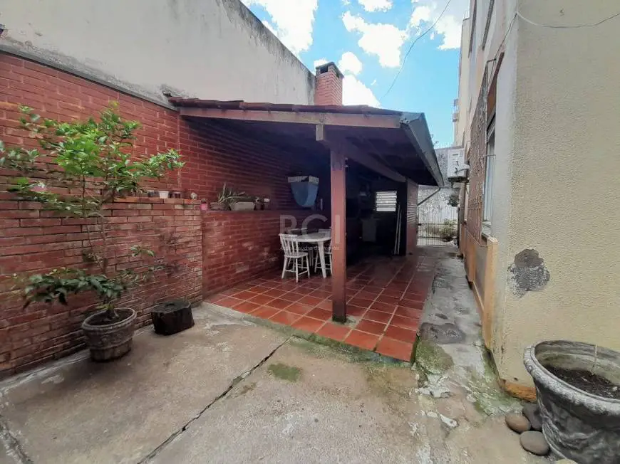 Foto 4 de Casa com 2 Quartos à venda, 62m² em Partenon, Porto Alegre
