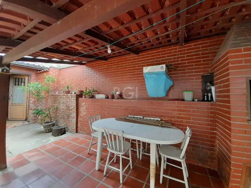 Foto 5 de Casa com 2 Quartos à venda, 62m² em Partenon, Porto Alegre