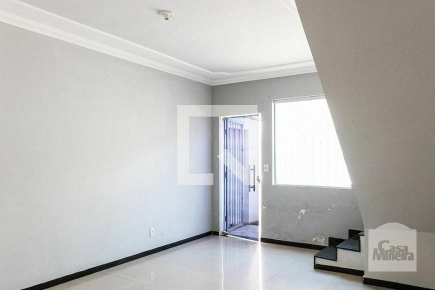 Foto 1 de Casa com 2 Quartos à venda, 55m² em Santa Mônica, Belo Horizonte