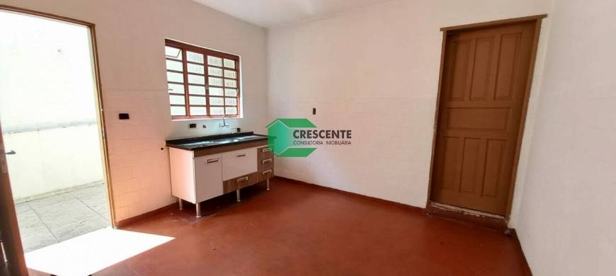 Foto 3 de Casa com 2 Quartos para alugar, 65m² em Vila Eldizia, Santo André