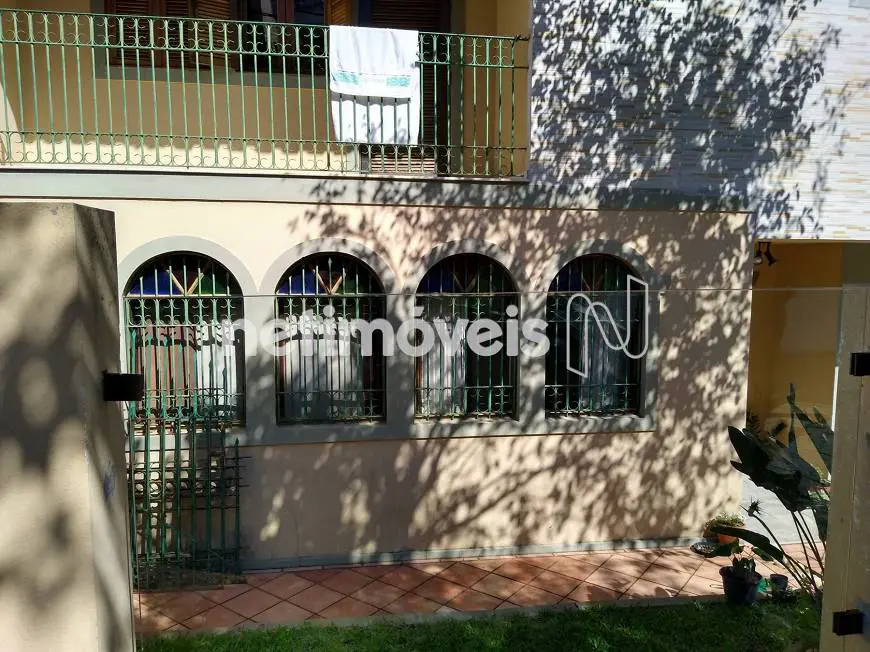 Foto 1 de Casa com 4 Quartos à venda, 389m² em Pantanal, Florianópolis