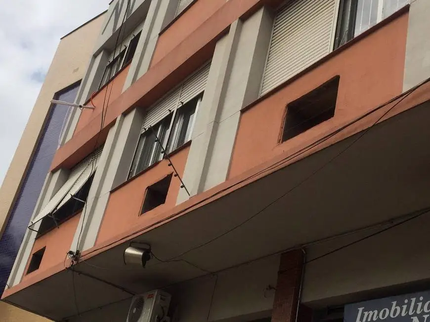 Foto 2 de Apartamento com 2 Quartos à venda, 70m² em Praia de Belas, Porto Alegre