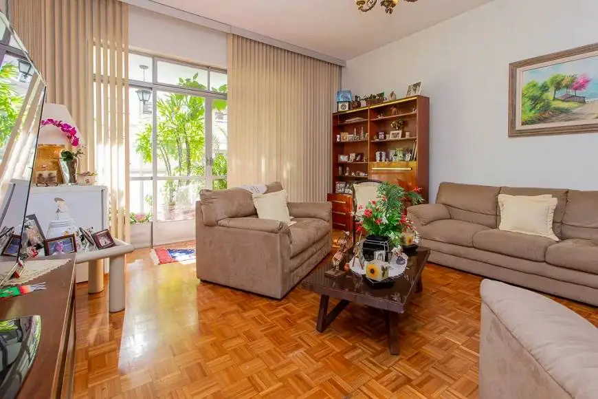 Foto 1 de Apartamento com 3 Quartos à venda, 224m² em Bela Vista, São Paulo