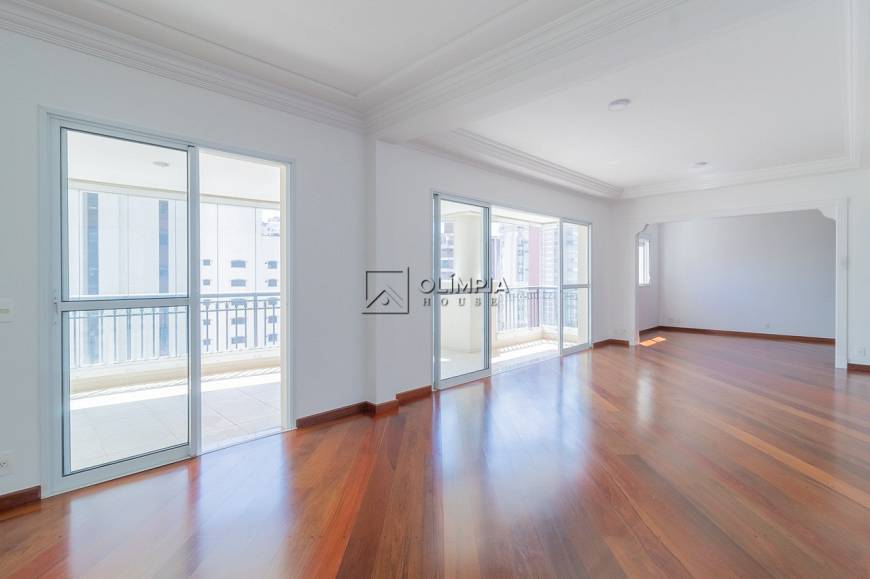 Foto 3 de Apartamento com 3 Quartos para alugar, 178m² em Chácara Klabin, São Paulo