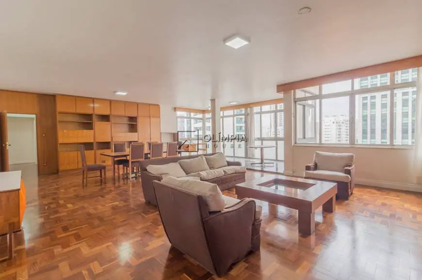Foto 2 de Apartamento com 3 Quartos à venda, 185m² em Consolação, São Paulo
