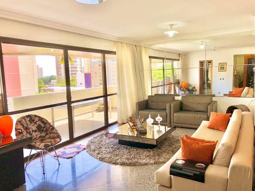 Foto 1 de Apartamento com 3 Quartos à venda, 250m² em Setor Aeroporto, Goiânia