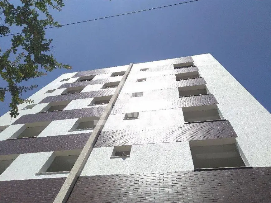 Foto 2 de Apartamento com 3 Quartos à venda, 88m² em Vila Ipiranga, Porto Alegre