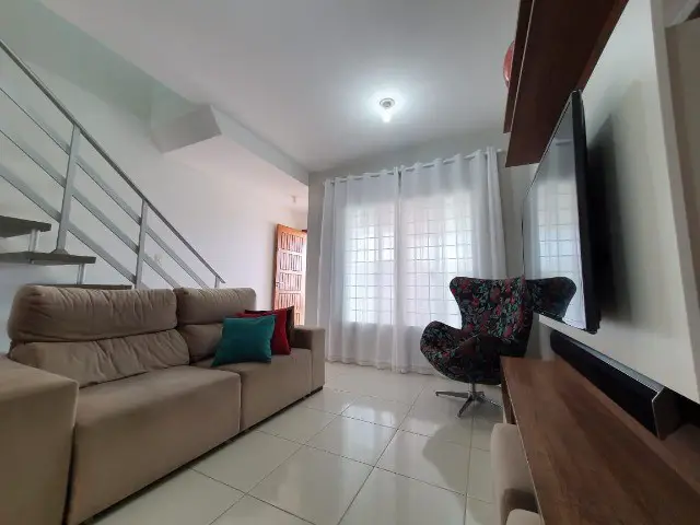 Foto 3 de Casa com 2 Quartos à venda, 148m² em Ingleses do Rio Vermelho, Florianópolis