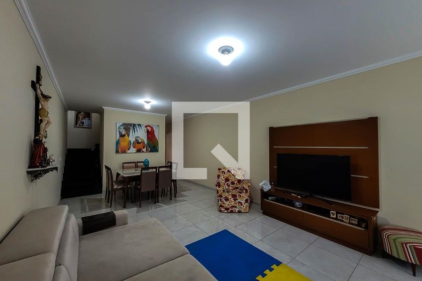 Foto 1 de Casa com 3 Quartos para alugar, 150m² em Cambuci, São Paulo
