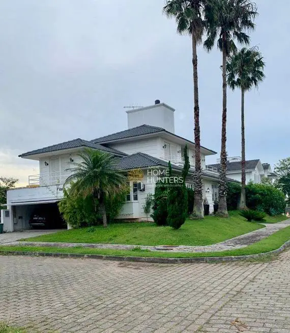 Foto 2 de Casa com 3 Quartos à venda, 253m² em Jurerê Internacional, Florianópolis